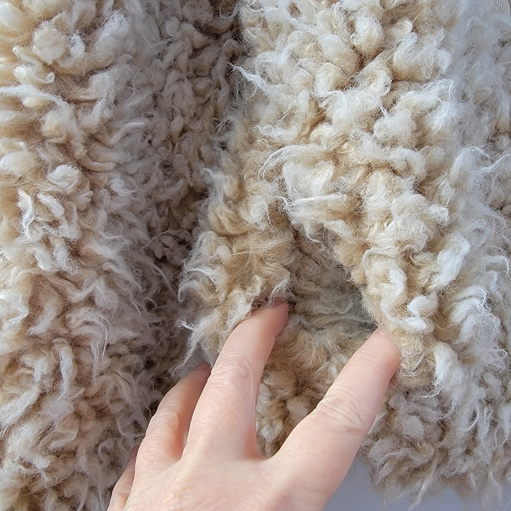 Anthropologie Brenna Shaggy Faux Fur Coat Size Small Boho Toggle Beige Taupe - Picture 7 of 15